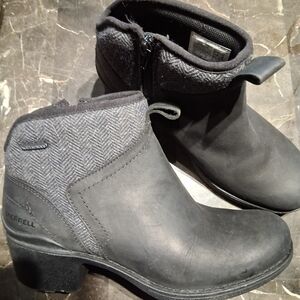 Merrell Women's Black Ankle Boots